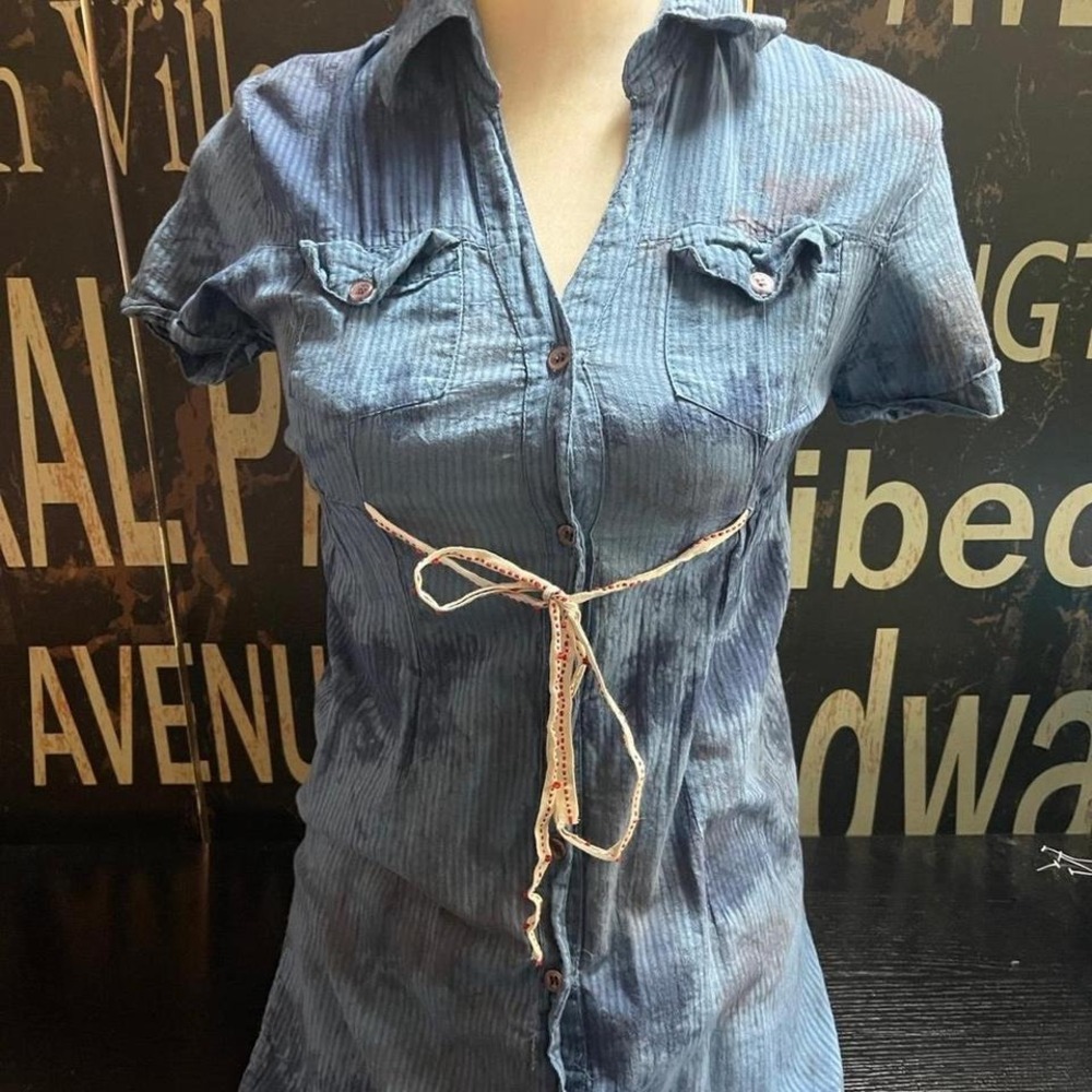 Chic Denim Button Down Shirt